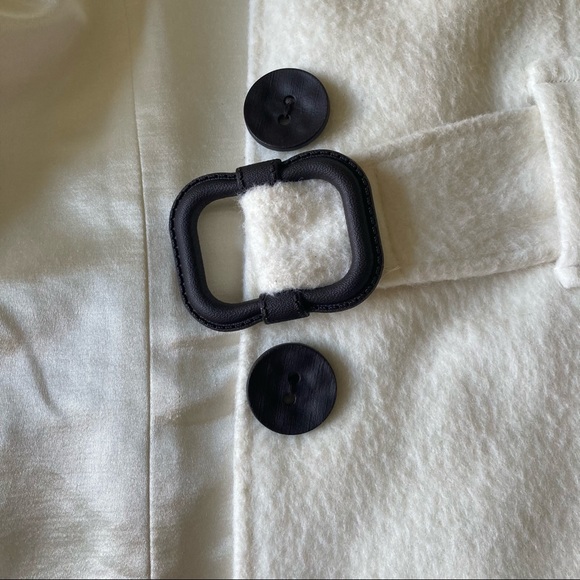 Chic LE CHATEAU winter coat - Picture 9 of 10